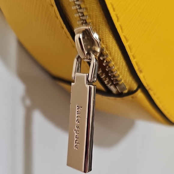 Kate Spade Heart-Shaped Yellow Mini Bag - Picture 4 of 9